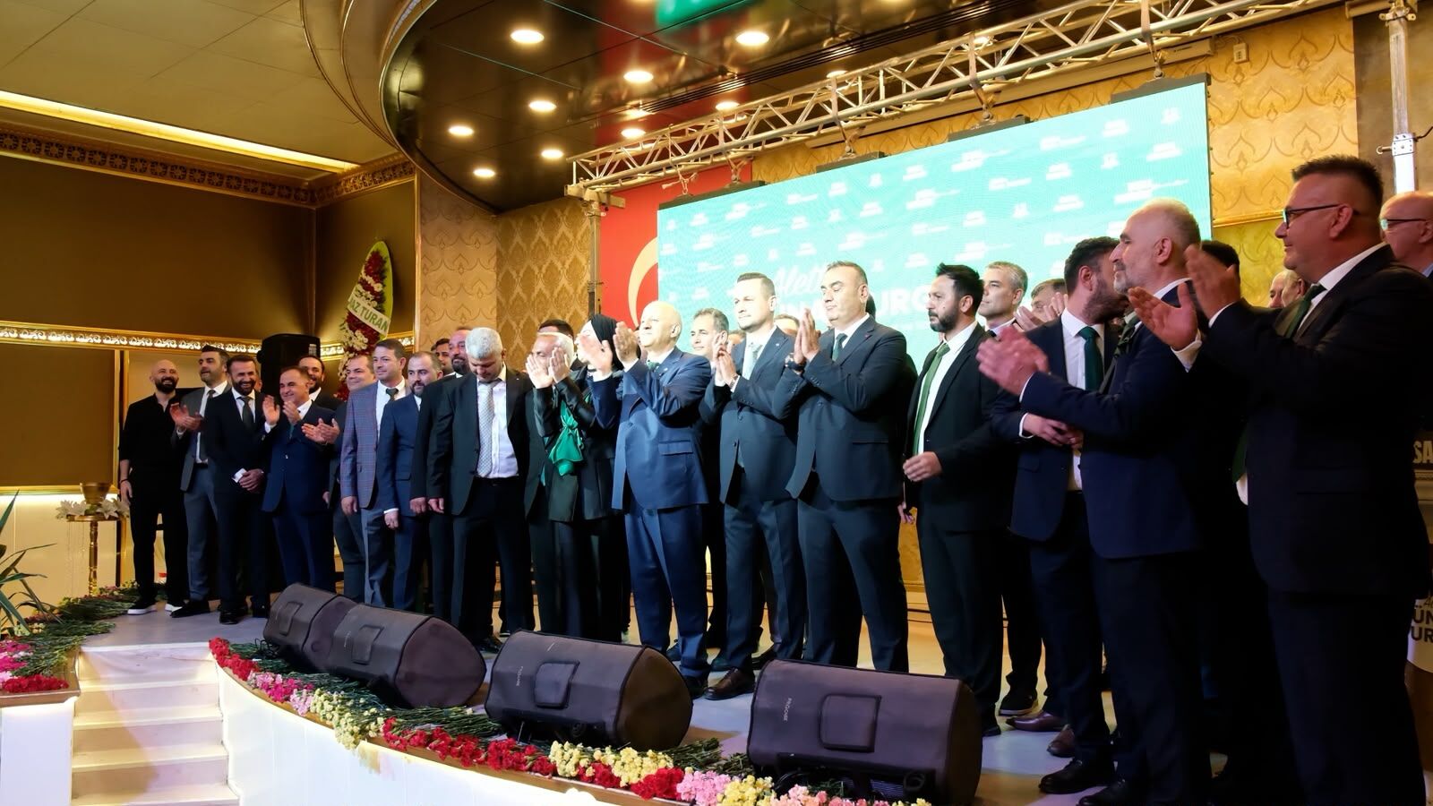 Bi̇r Derdi̇mi̇z Var; Bi̇rli̇kte Üretecek, Bi̇rli̇kte Büyüyeceği̇z (3)