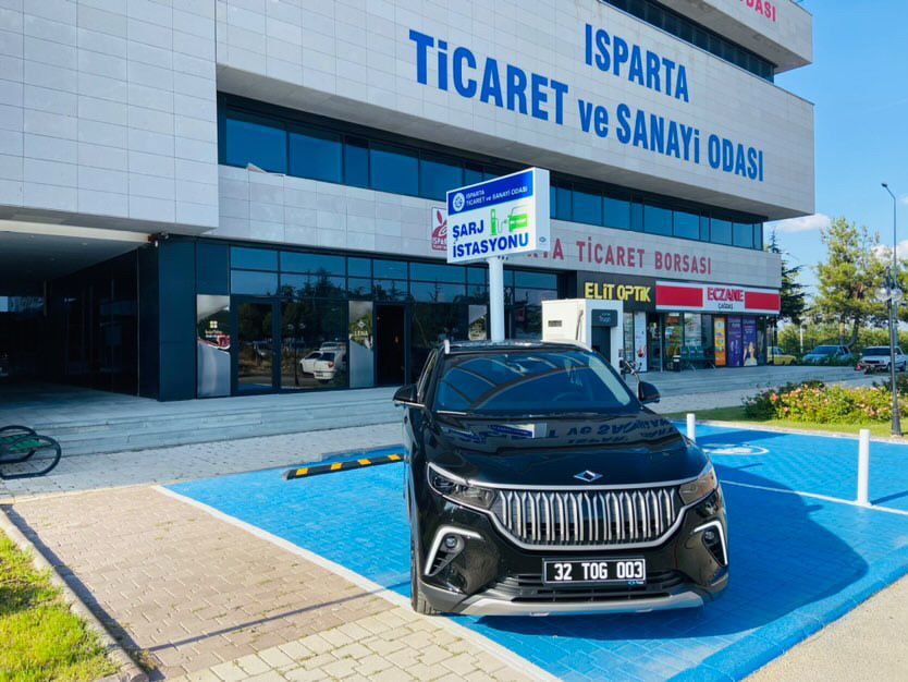 Çeli̇k Dört Yilda Evrak Deği̇l, Eser Üretti̇k (6)