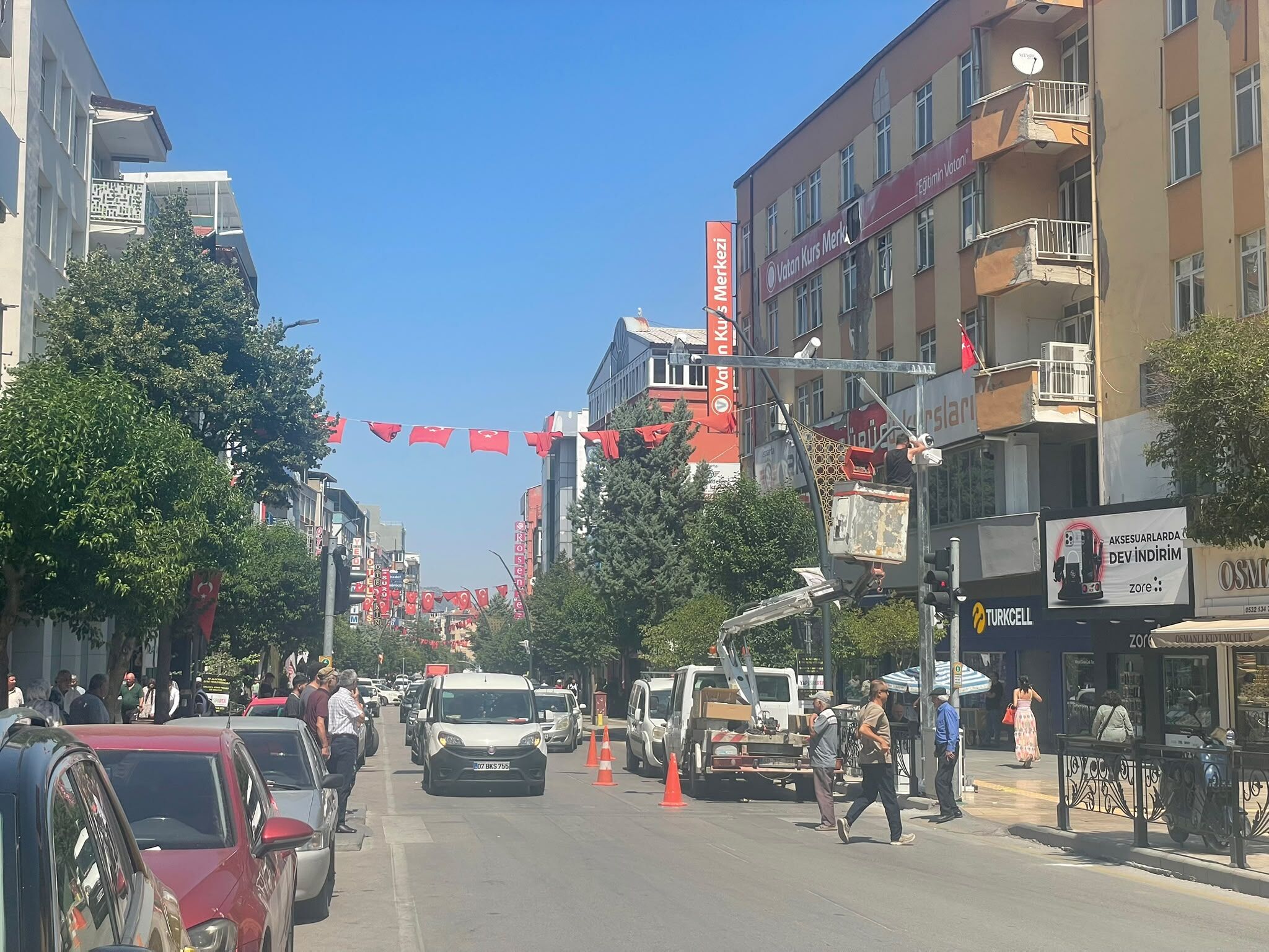 Mi̇mar Si̇nan Caddesi̇’nde Mobese Ve Deneti̇m Kameralari Devrede (2)