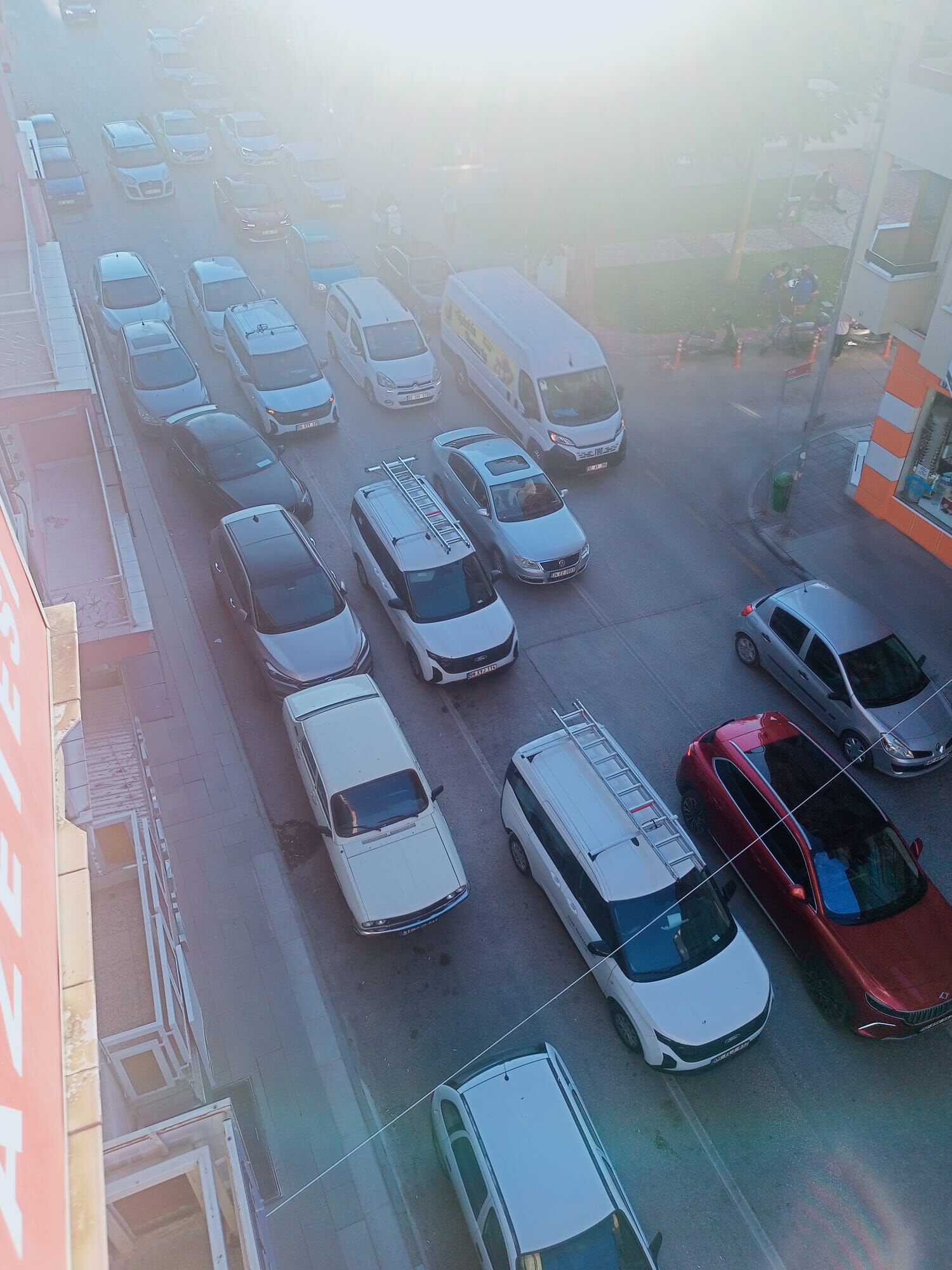 Üniversite Caddesi Trafiği Kaldırmıyor! (3)