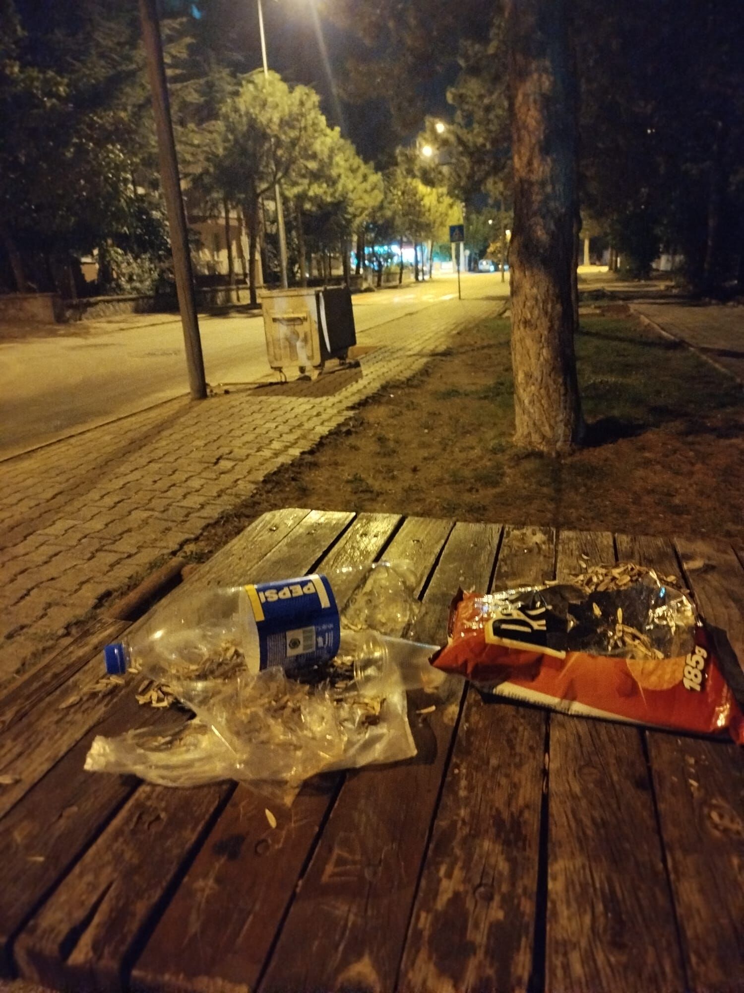 2 Ayaklı Canlılar 5 Adım Atamadı, (4)