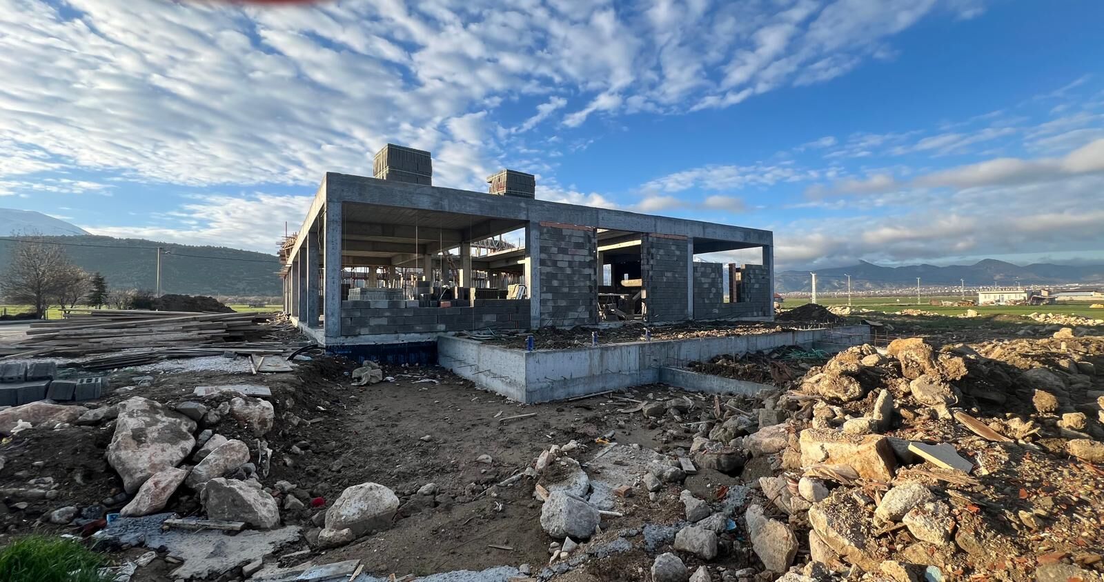 Bölgeni̇n En Donanimli Cemevi̇nde Sona Doğru (2)