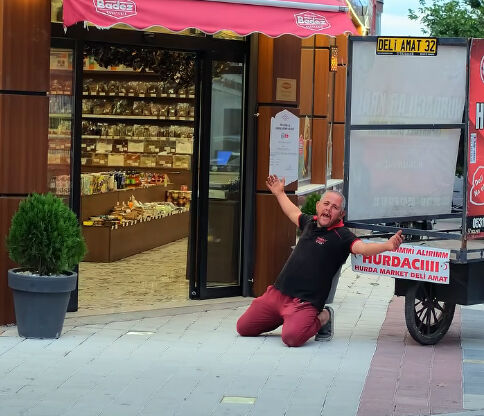 Deli̇ Amat Sosyal Medyayi Salladi! (2)