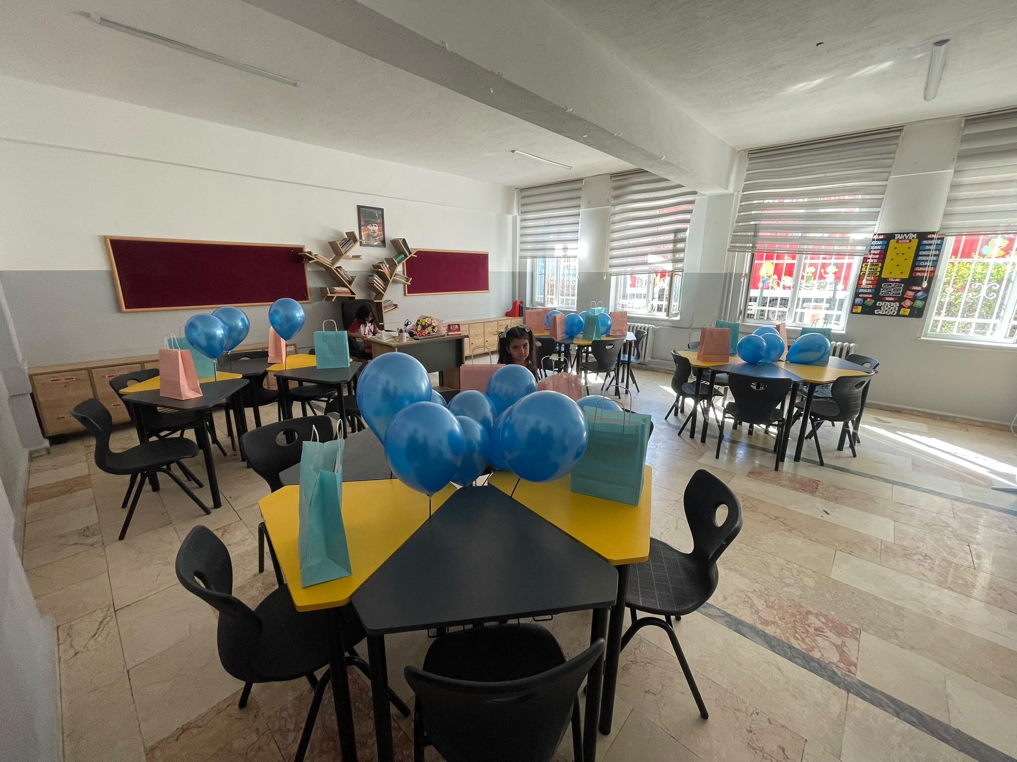 Mi̇ni̇k Öğrenci̇ler İçi̇n Okul Heyecani Başladi (3)