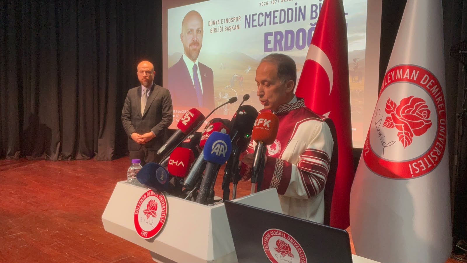Bilal Erdoğan’dan Hem Ispartalılara Hem De Gençlere Önemli Mesajlar (2)