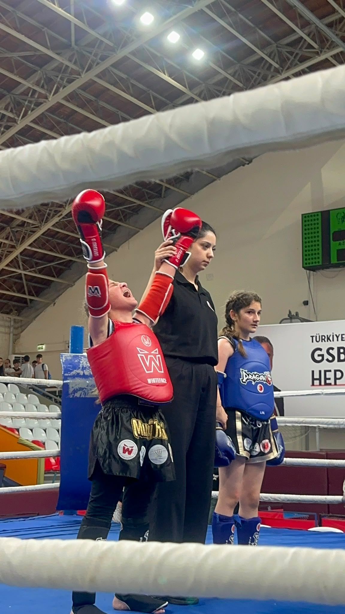 Sporun Yeni̇ Buluşma Noktasi, Profight Center (2)