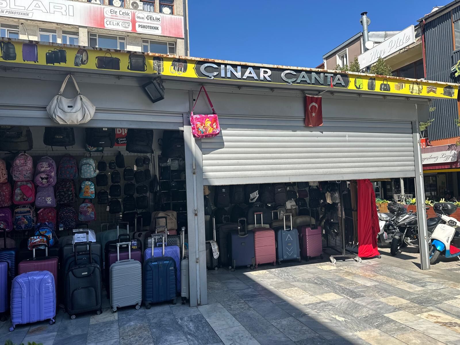 Vatandaşin Alim Gücü Düştü, Çanta Ve Vali̇z Terci̇hleri̇ Deği̇şti̇ (3)